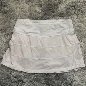 Lululemon pace rival mid skirt